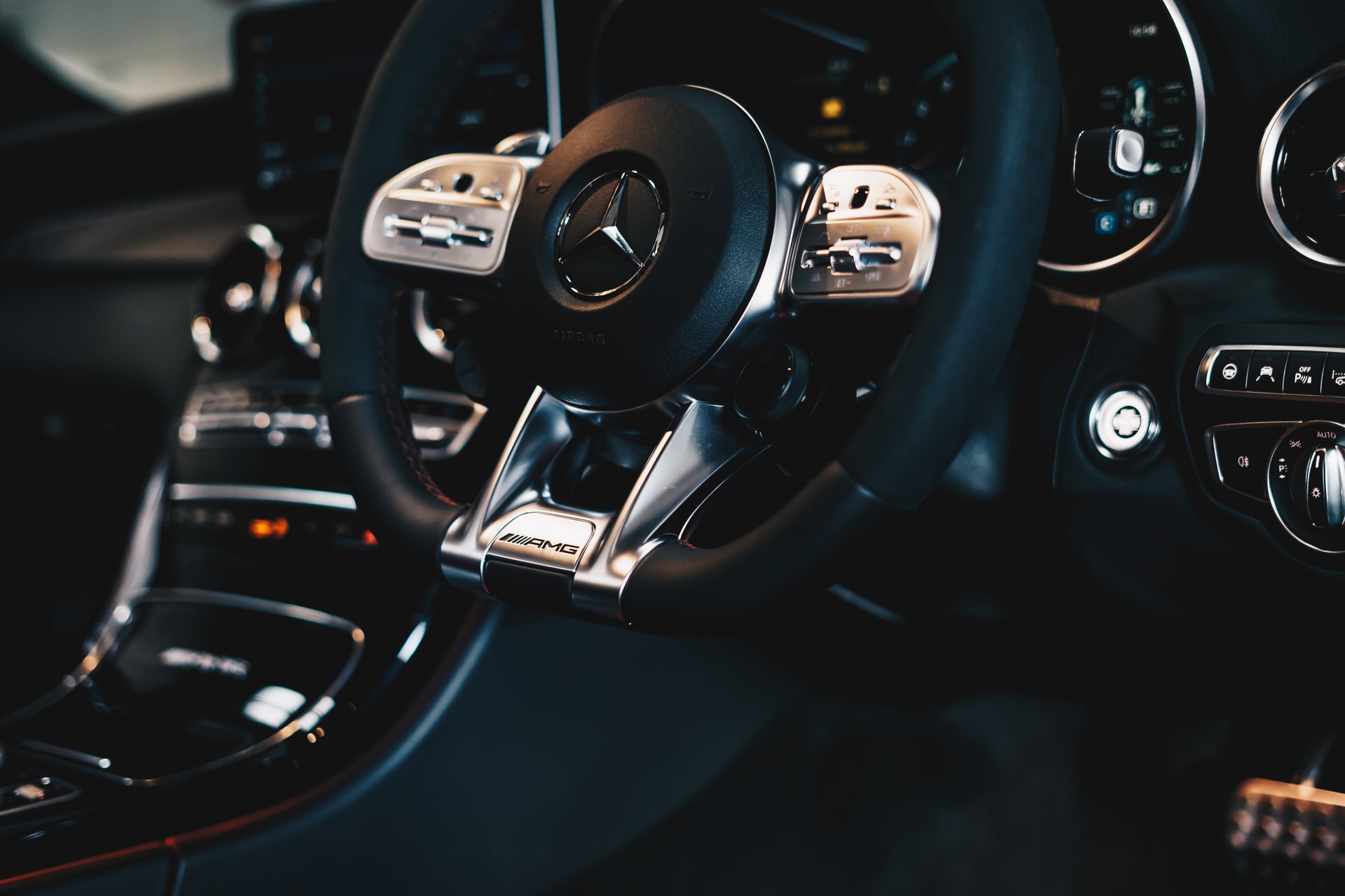Drømmer du om en Mercedes?
